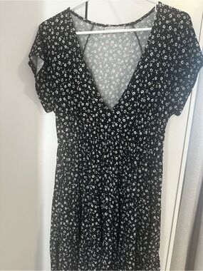 Urban Outfitters Black and White Floral V-Neck Midi Dress